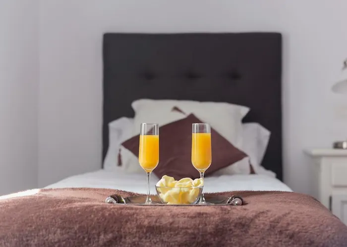 Playa Coqueto Junto Al Mar Playa Honda (Lanzarote)