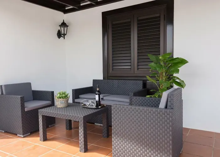 Apartamento Playa Coqueto Junto Al Mar Playa Honda (Lanzarote)